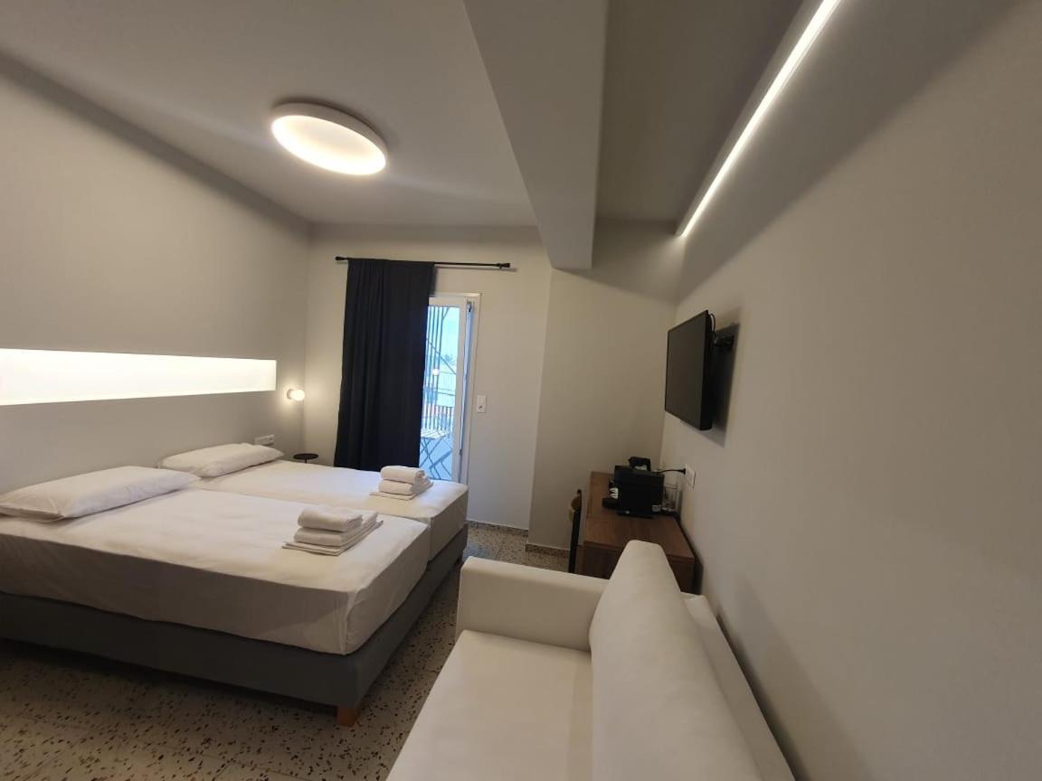 Uphill Unique Boutique Suites Σκιάθος Πόλη Εξωτερικό φωτογραφία