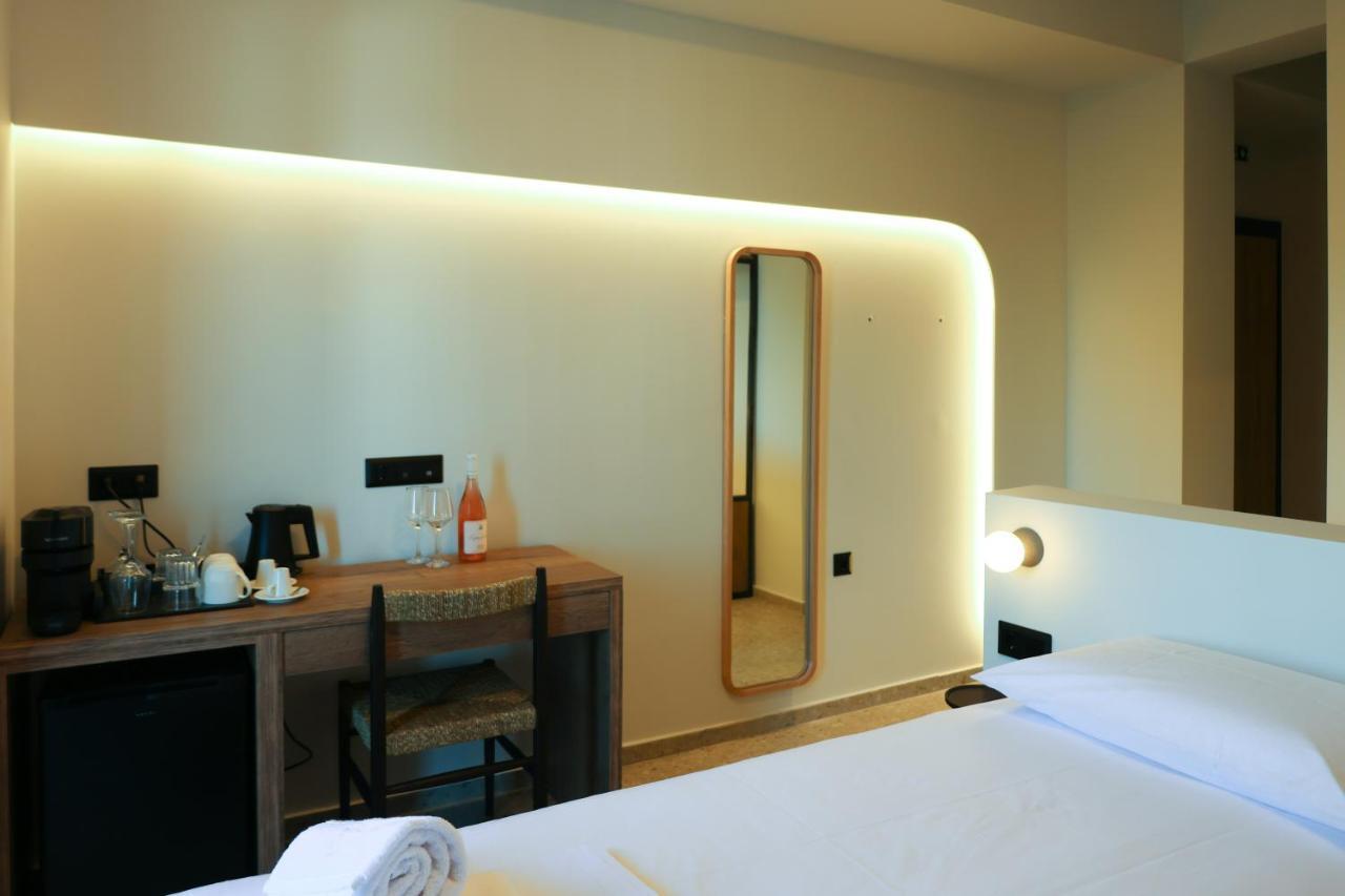 Uphill Unique Boutique Suites Σκιάθος Πόλη Εξωτερικό φωτογραφία